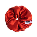 علبة هدايا فاخرة (إصدار محدود) – اسكرنشي حرير، كوب إيجابي، شنطة قهوة، شفاطات قابلة لإعادة الاستخدام – هدية مثالية للصديقة المقرّبة، الأصدقاء، الأم أو الأخت